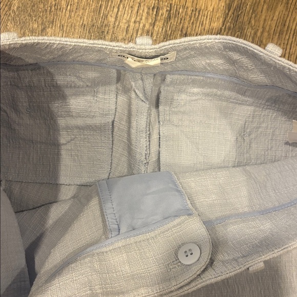 Club Monaco Soft Light Blue Cropped Textured Ankle Pants - Picture 4 of 10